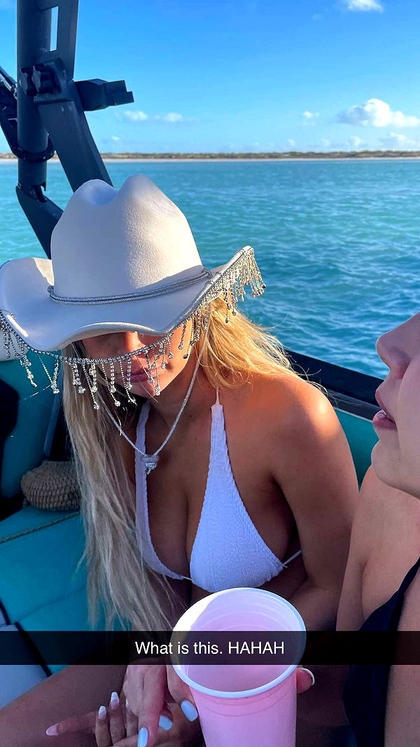 emilyelizabbeth image ~ Altpins