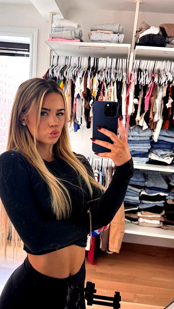 emilyelizabbeth image ~ Altpins