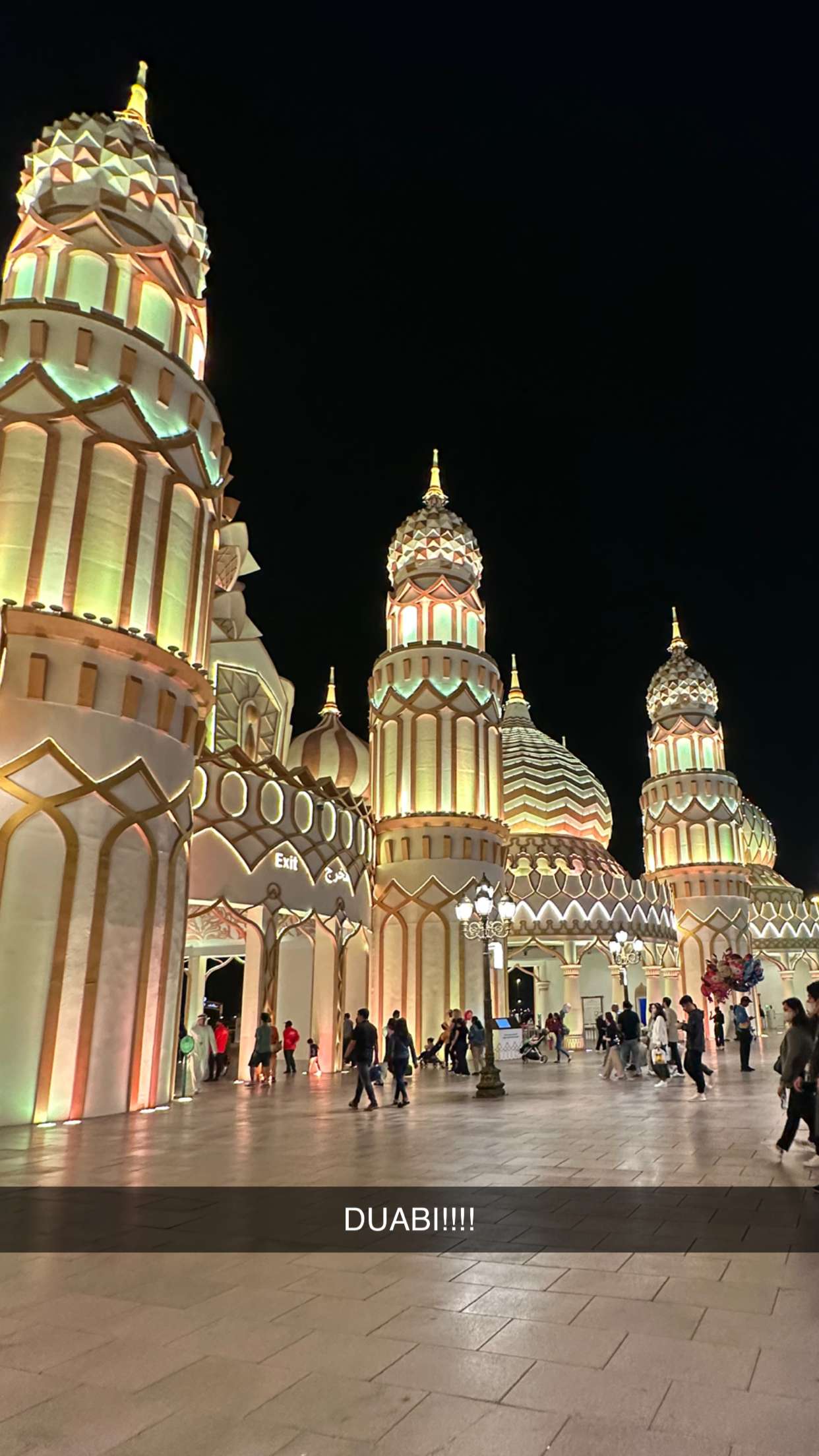 emilyelizabbeth snapchat image archive image