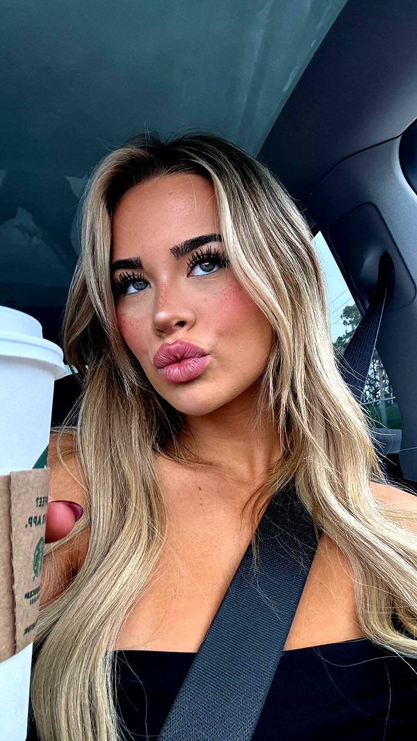 emilyelizabbeth image ~ Altpins