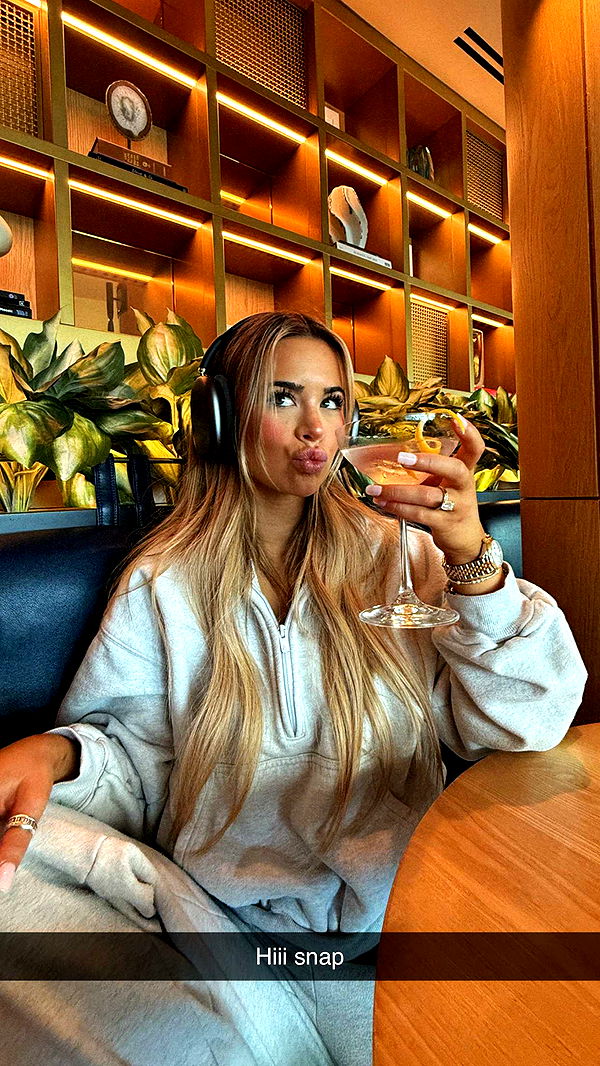 emilyelizabbeth image ~ Altpins