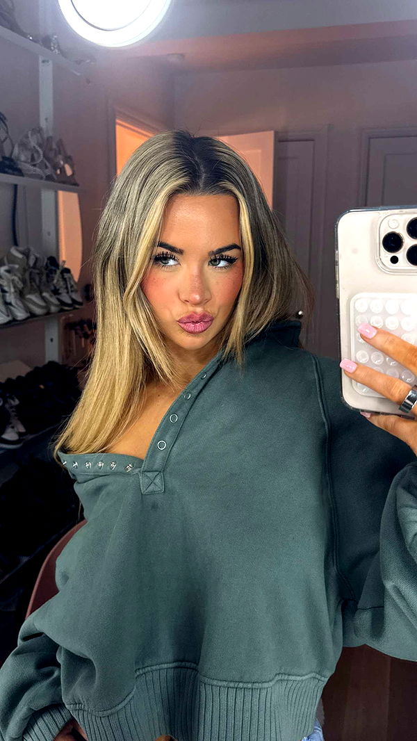 emilyelizabbeth image ~ Altpins