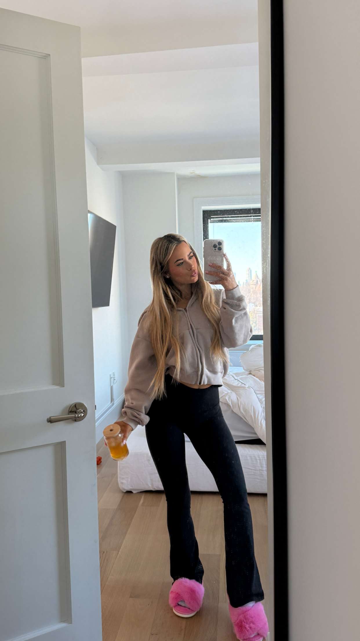 emilyelizabbeth snapchat image archive image