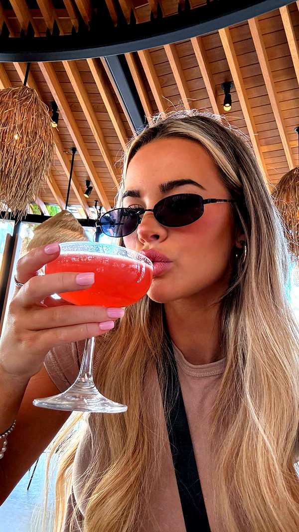 emilyelizabbeth image ~ Altpins