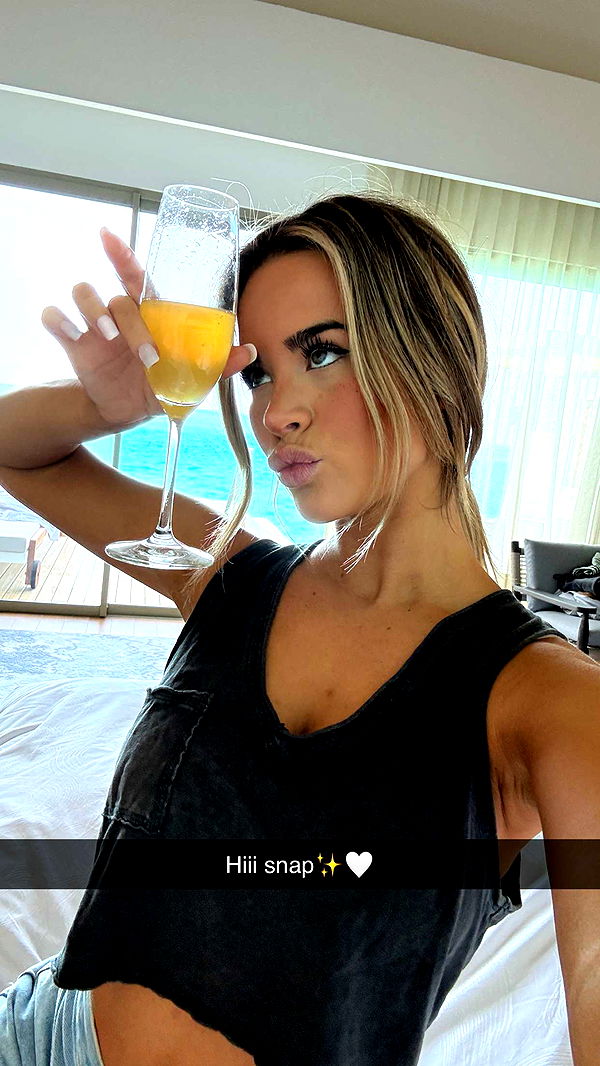 emilyelizabbeth image ~ Altpins