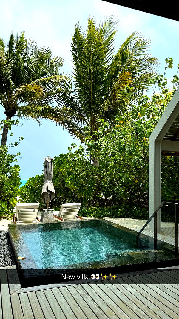 emilyelizabbeth image ~ Altpins