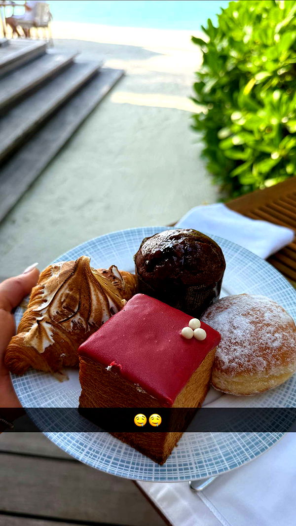 emilyelizabbeth image ~ Altpins