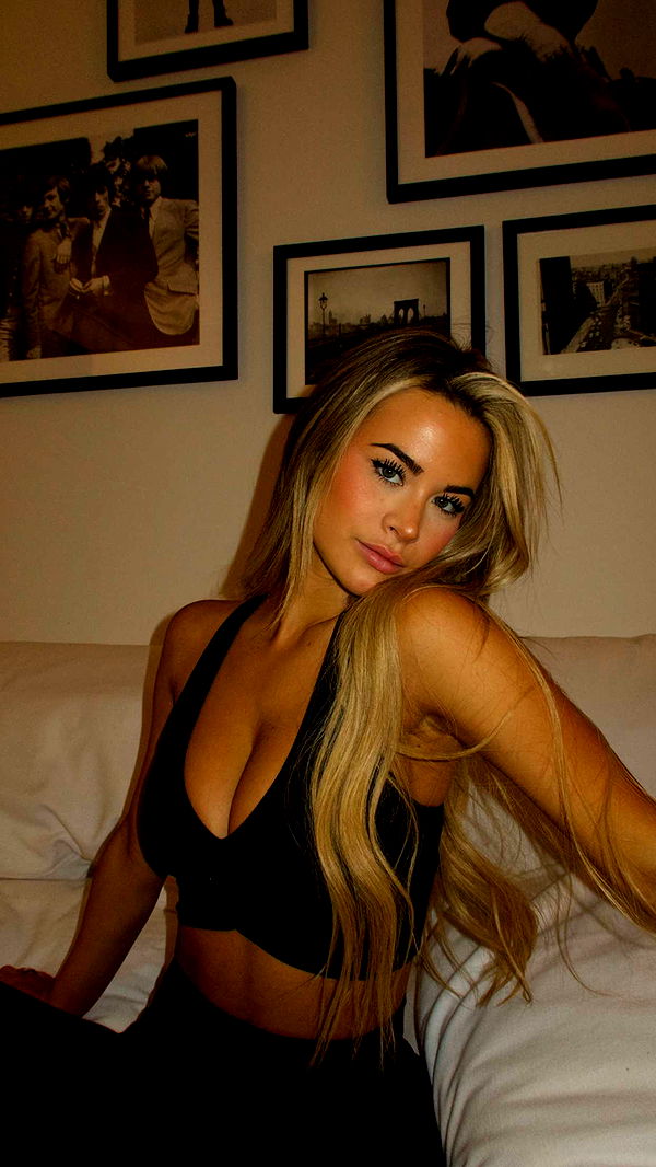 emilyelizabbeth image ~ Altpins