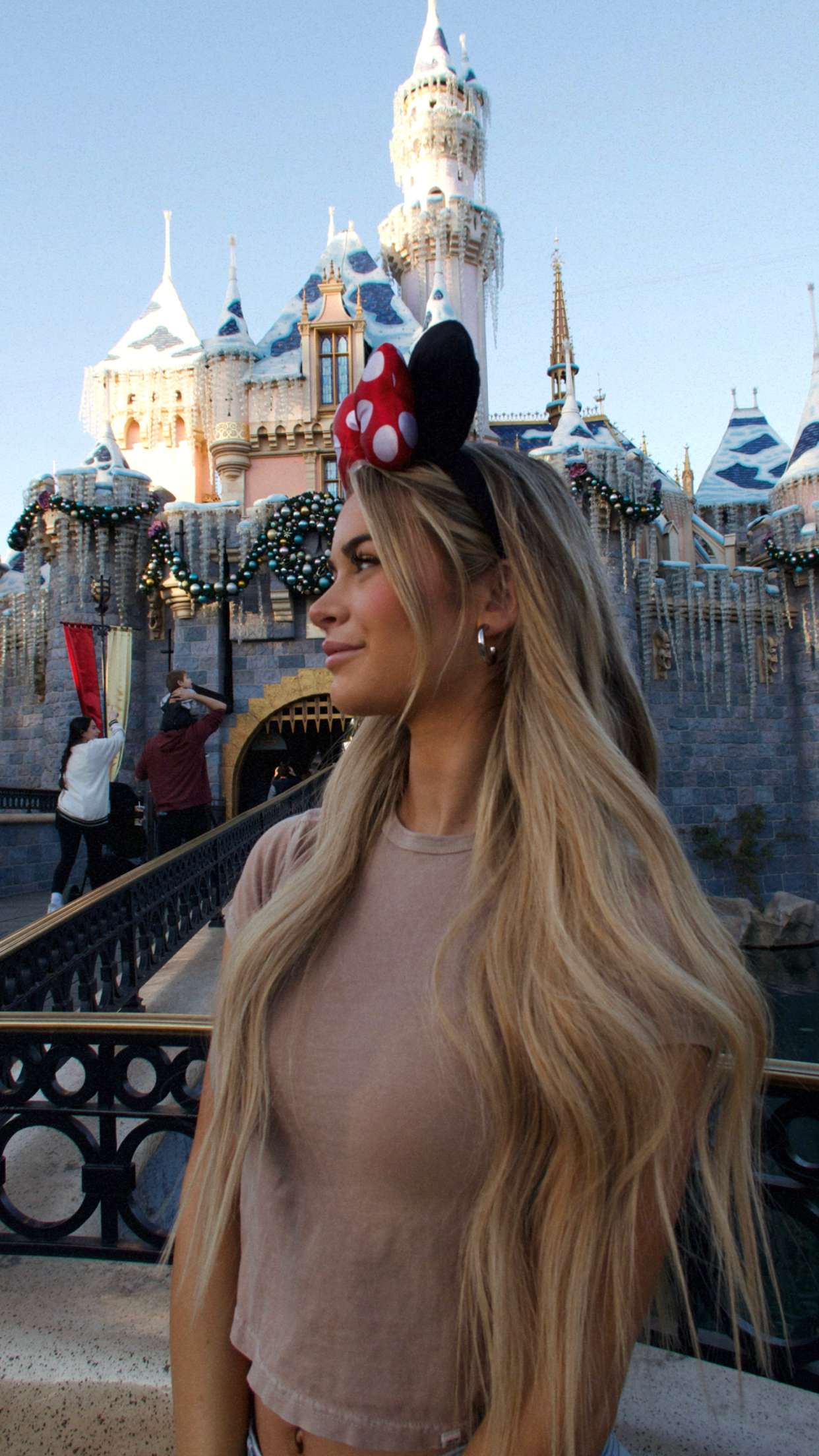 emilyelizabbeth snapchat image archive image