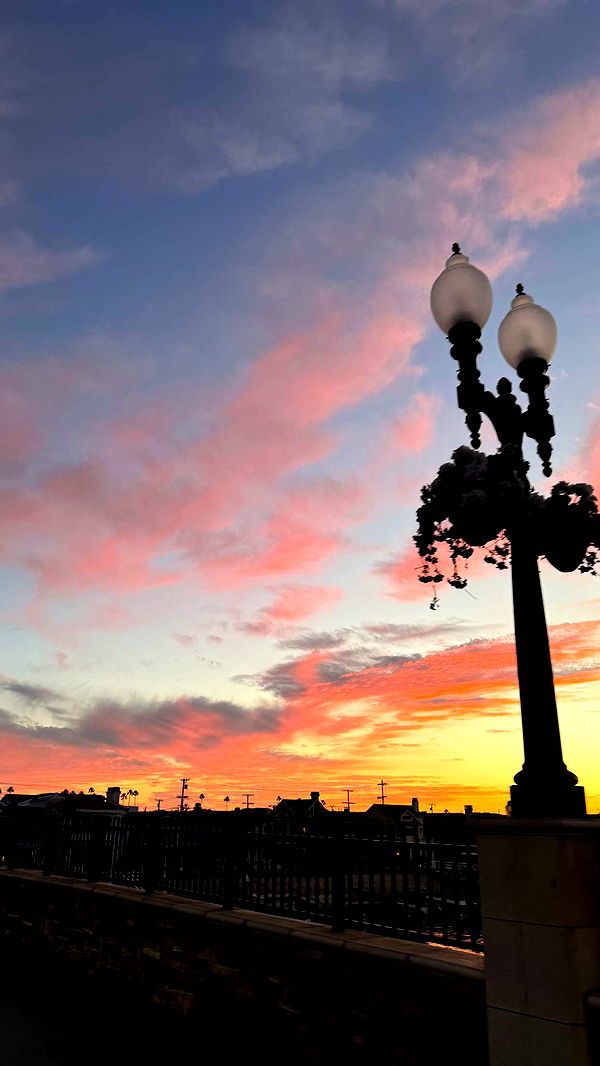 emilyelizabbeth image ~ Altpins