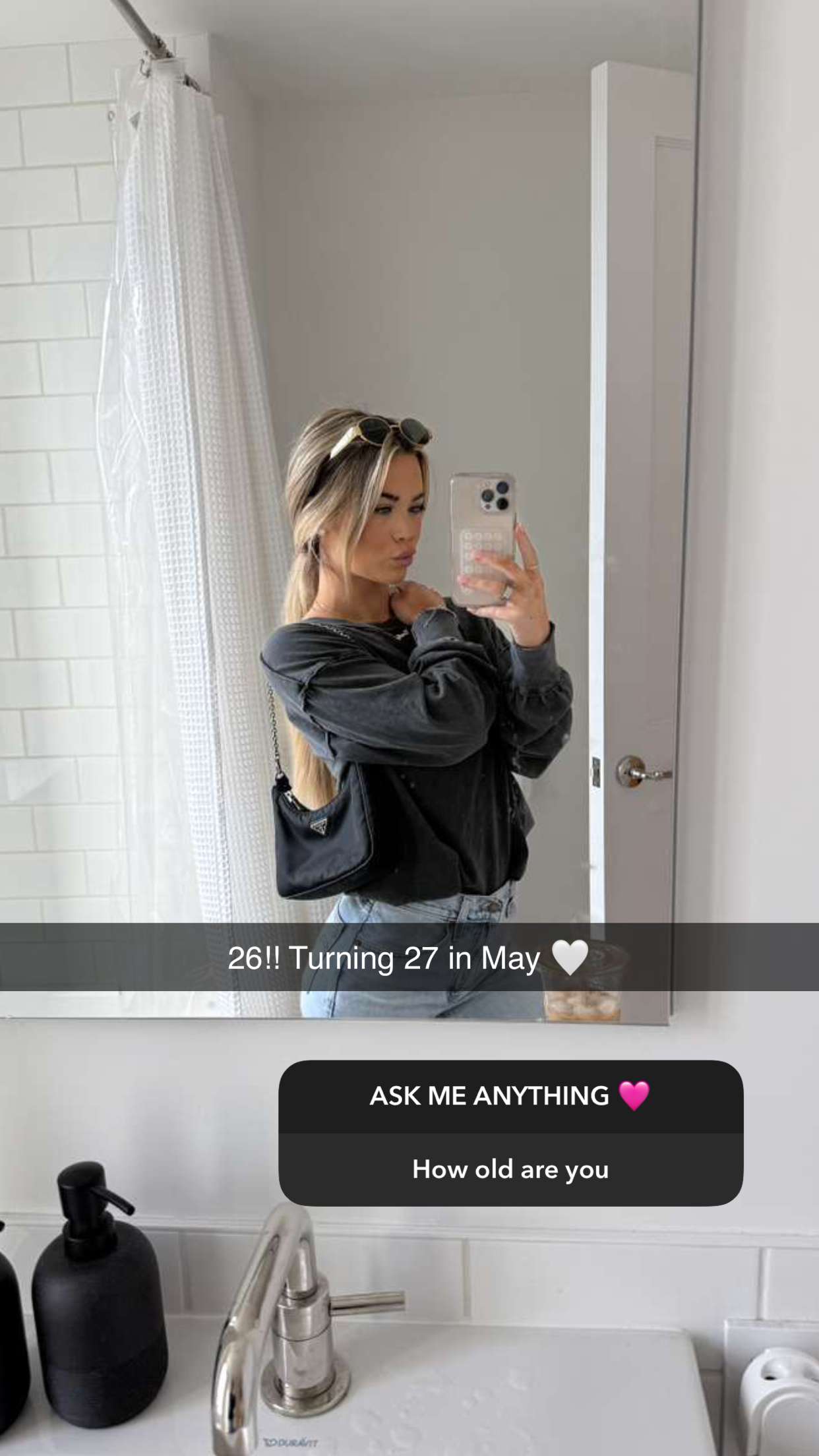 emilyelizabbeth snapchat image archive image