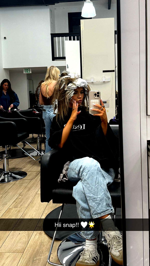 emilyelizabbeth image ~ Altpins