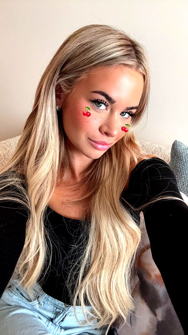 emilyelizabbeth image ~ Altpins