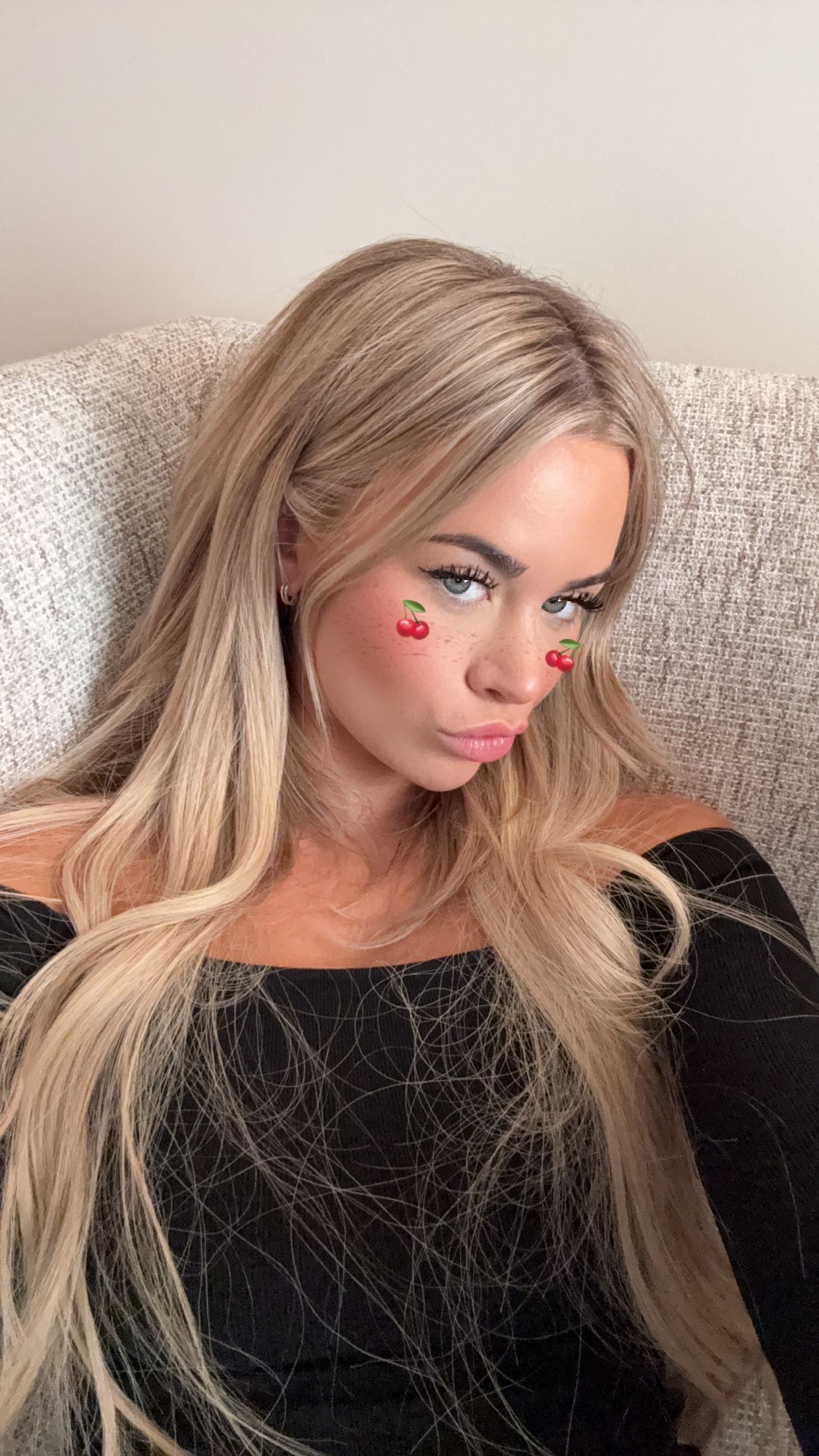 emilyelizabbeth snapchat image archive image