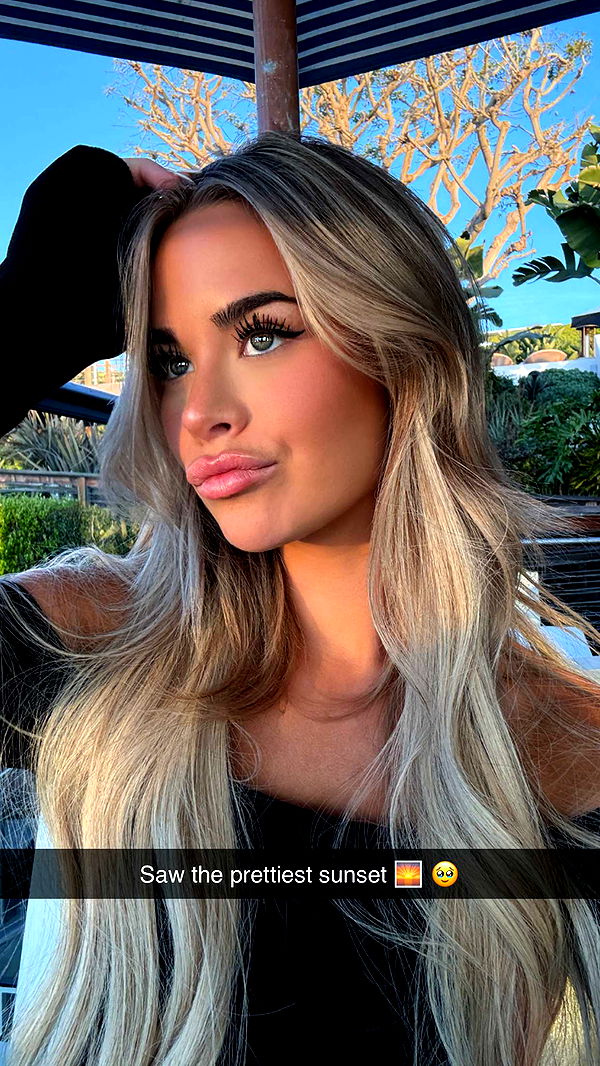 emilyelizabbeth image ~ Altpins