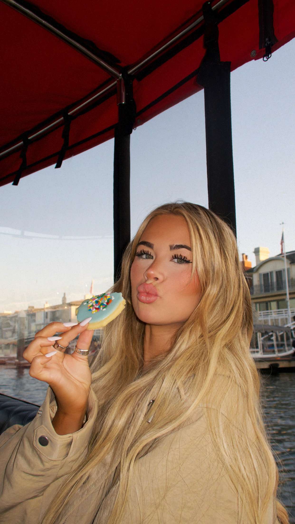 emilyelizabbeth snapchat image archive image