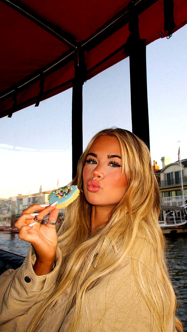 emilyelizabbeth image ~ Altpins