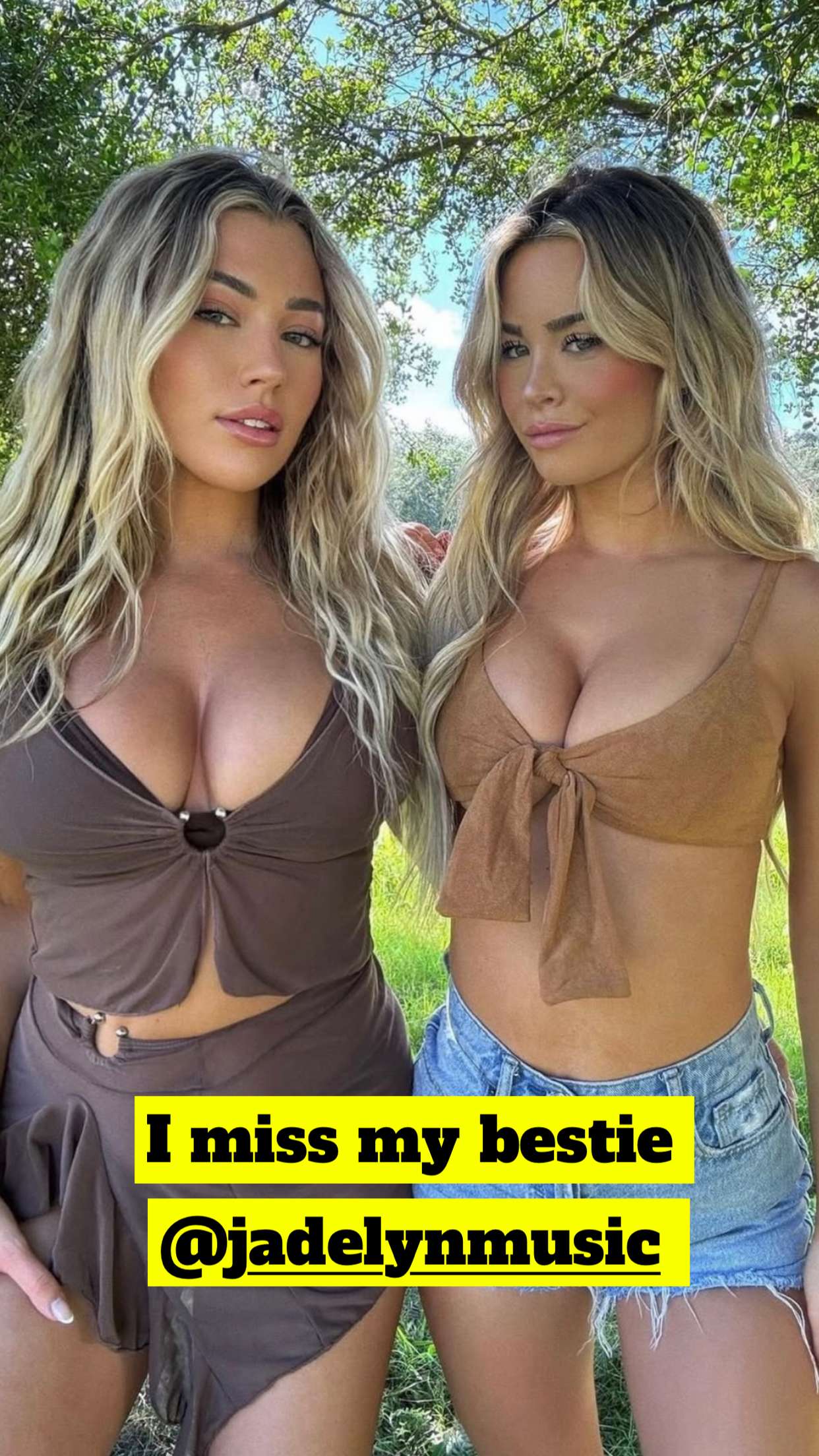 emilyelizabbeth snapchat image archive image