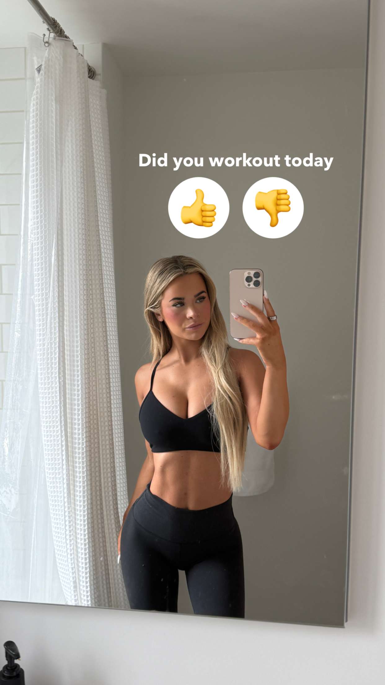 emilyelizabbeth snapchat image archive image