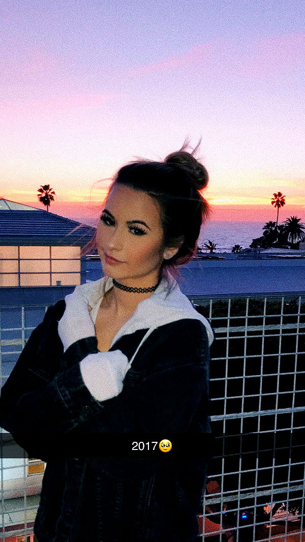 emilyelizabbeth image ~ Altpins