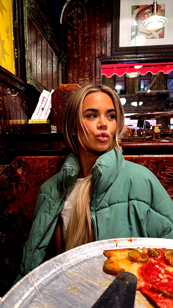 emilyelizabbeth image ~ Altpins