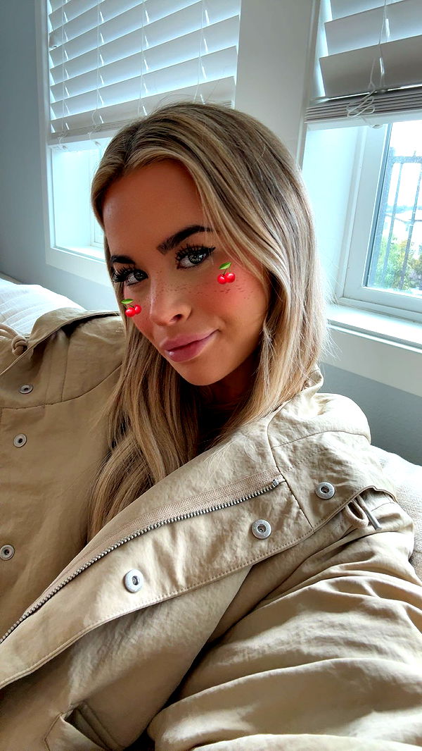 emilyelizabbeth image ~ Altpins