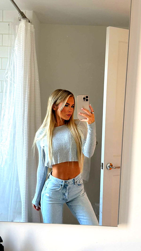 emilyelizabbeth image ~ Altpins