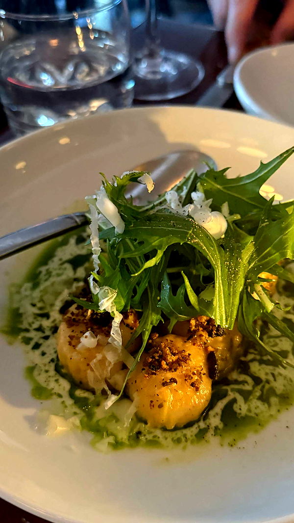 emilyelizabbeth image ~ Altpins