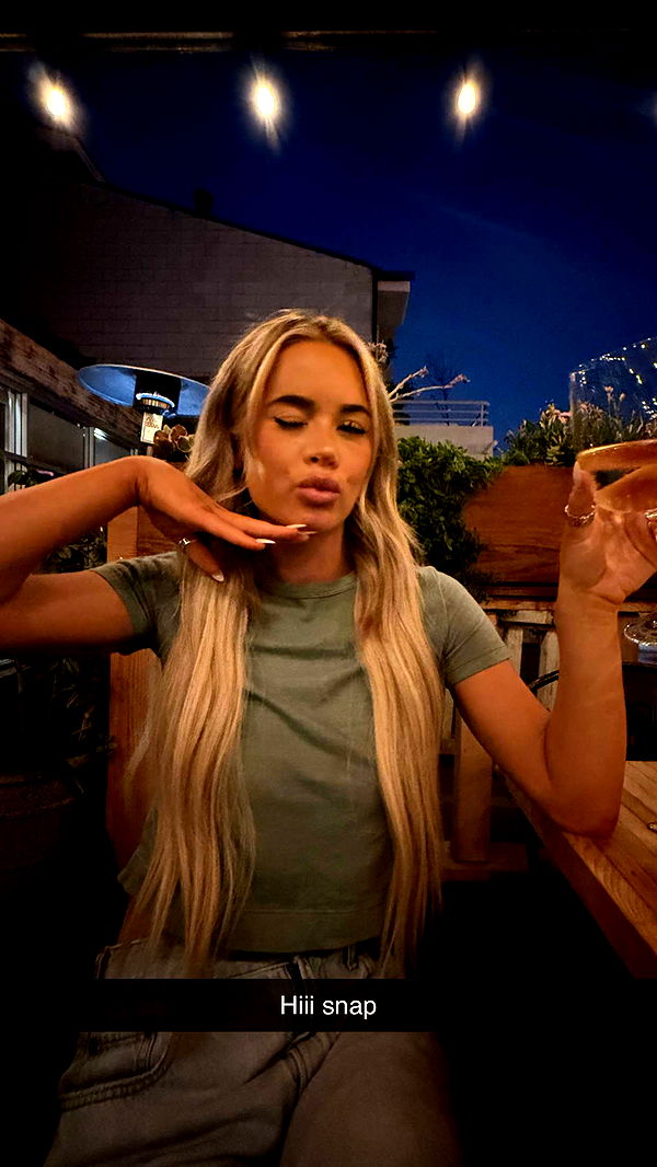 emilyelizabbeth image ~ Altpins