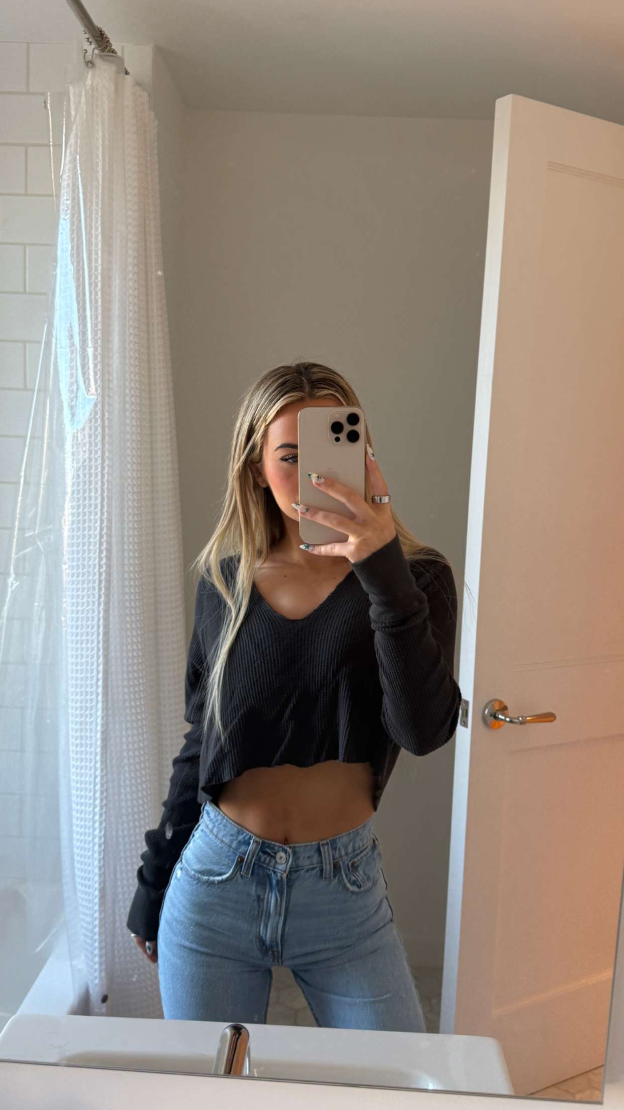 emilyelizabbeth snapchat image archive image