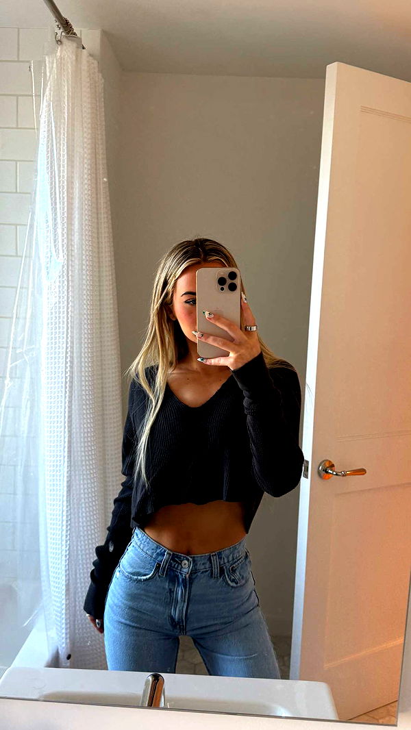 emilyelizabbeth image ~ Altpins