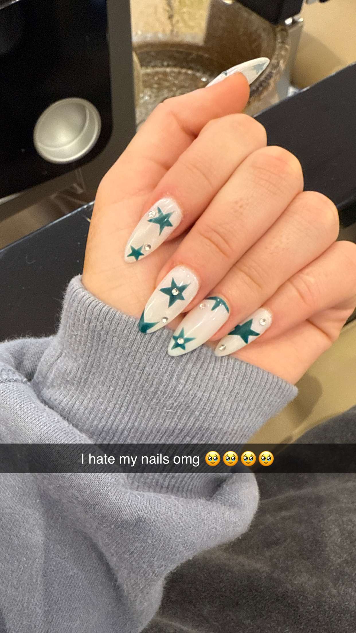 emilyelizabbeth snapchat image archive image