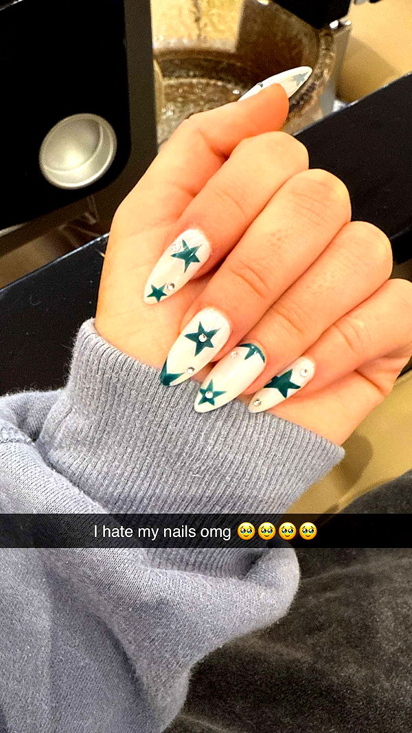 emilyelizabbeth image ~ Altpins