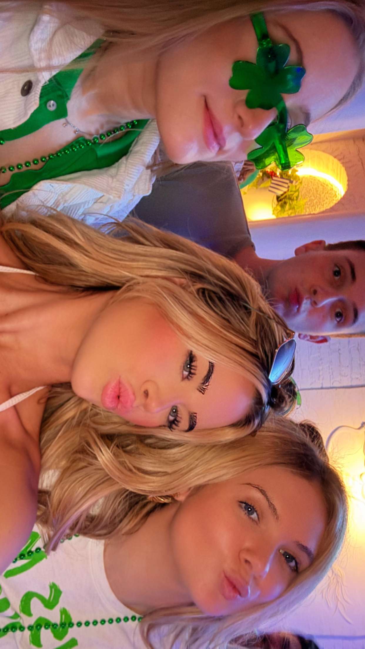 emilyelizabbeth snapchat image archive image