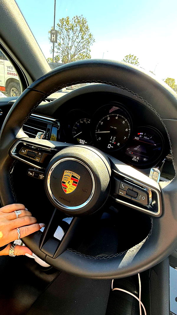 emilyelizabbeth image ~ Altpins