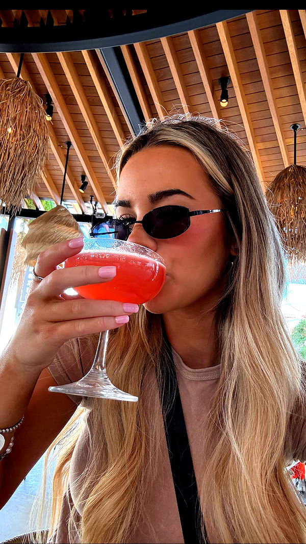 emilyelizabbeth image ~ Altpins