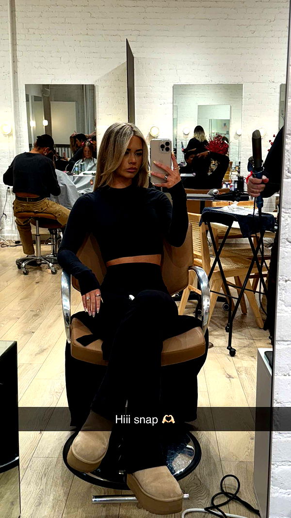 emilyelizabbeth image ~ Altpins