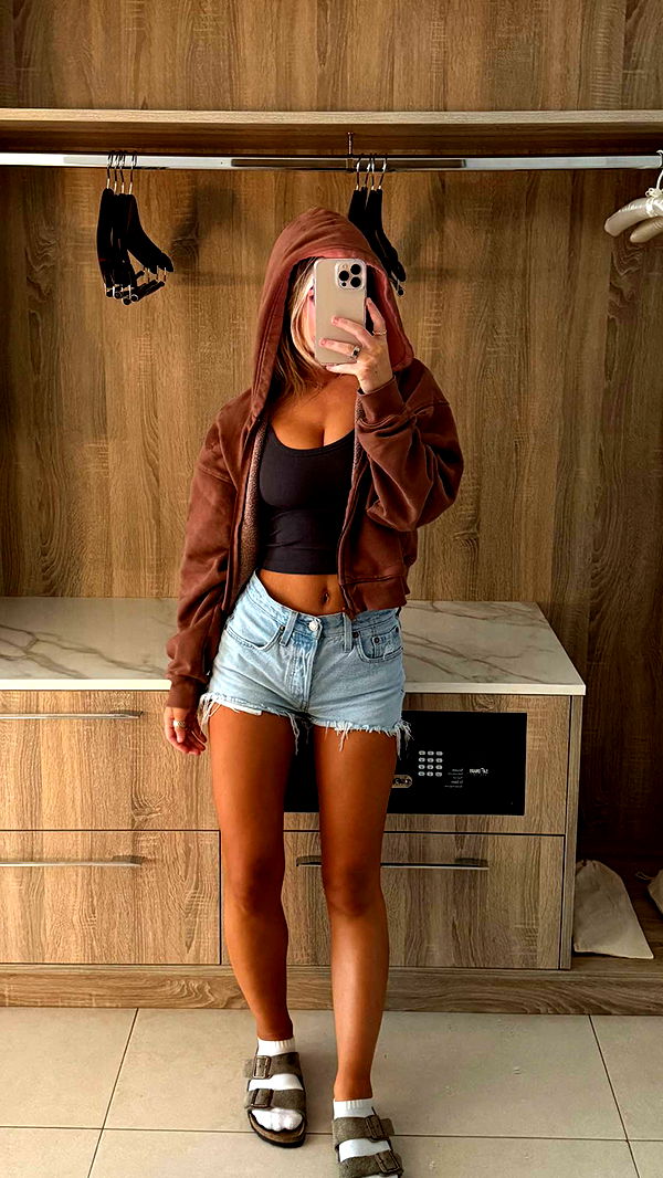 emilyelizabbeth image ~ Altpins