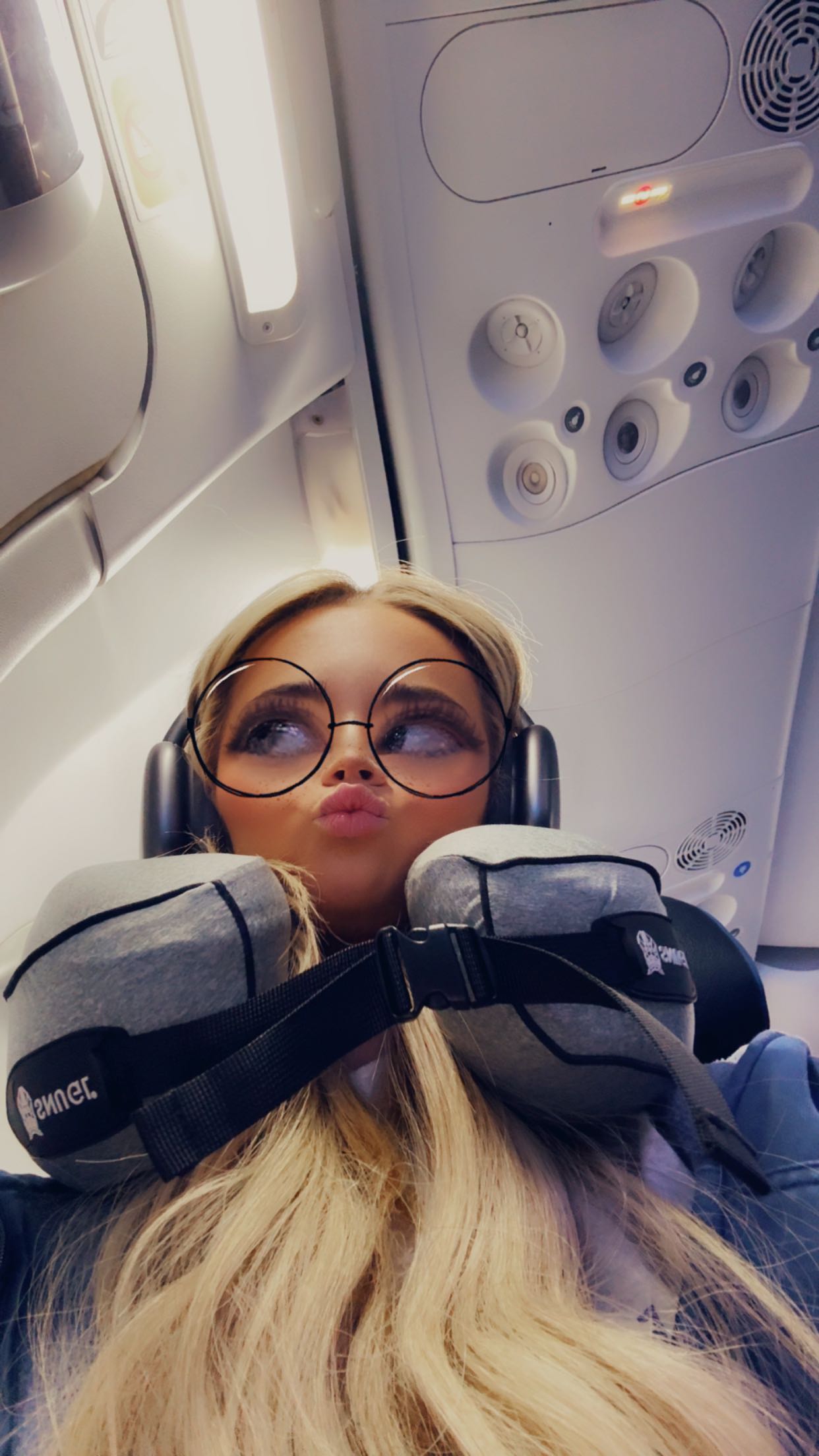 emilyelizabbeth snapchat image archive image