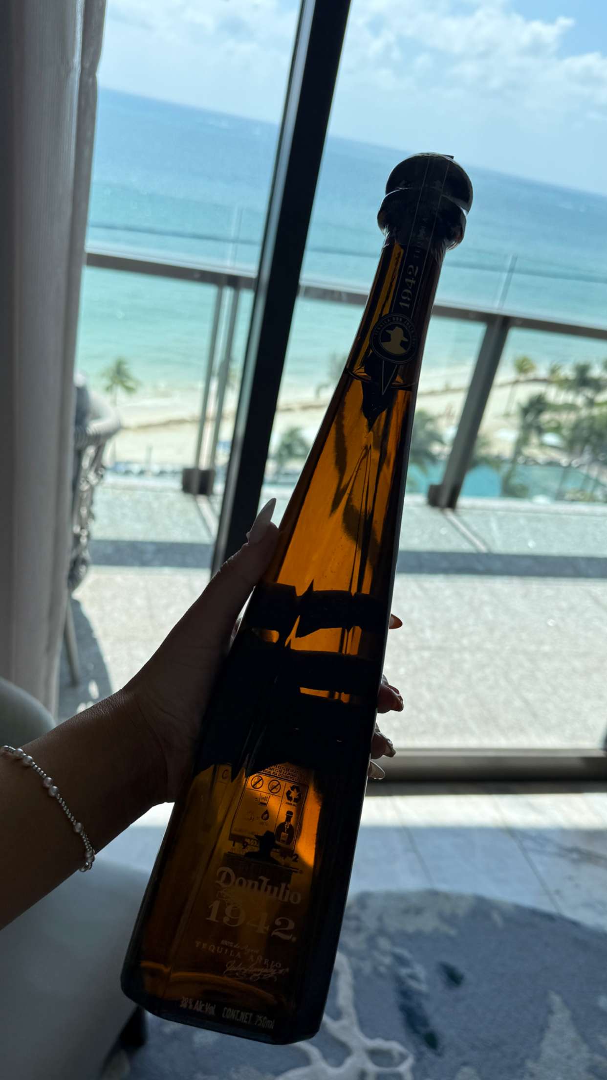 emilyelizabbeth snapchat image archive image