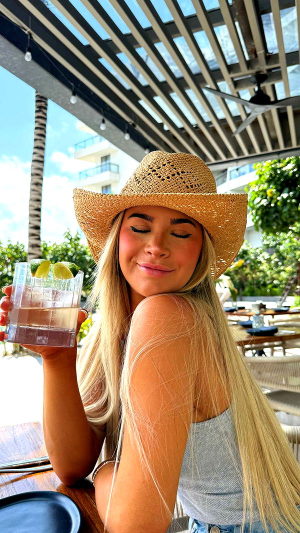 emilyelizabbeth image ~ Altpins