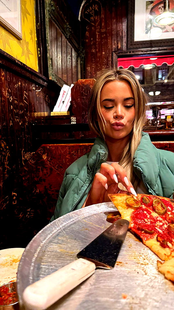 emilyelizabbeth image ~ Altpins