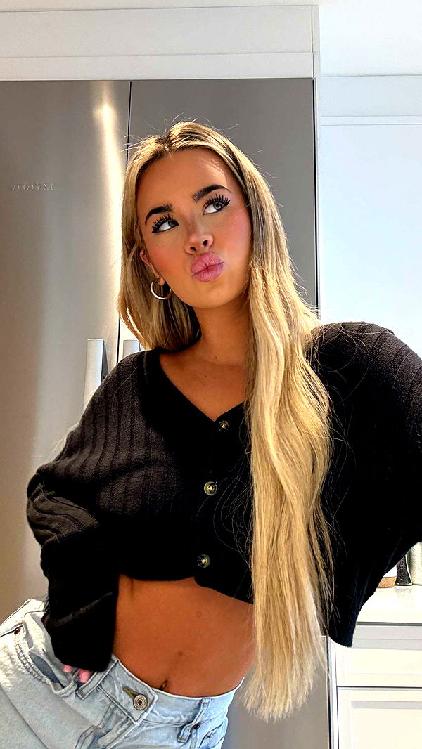 emilyelizabbeth image ~ Altpins