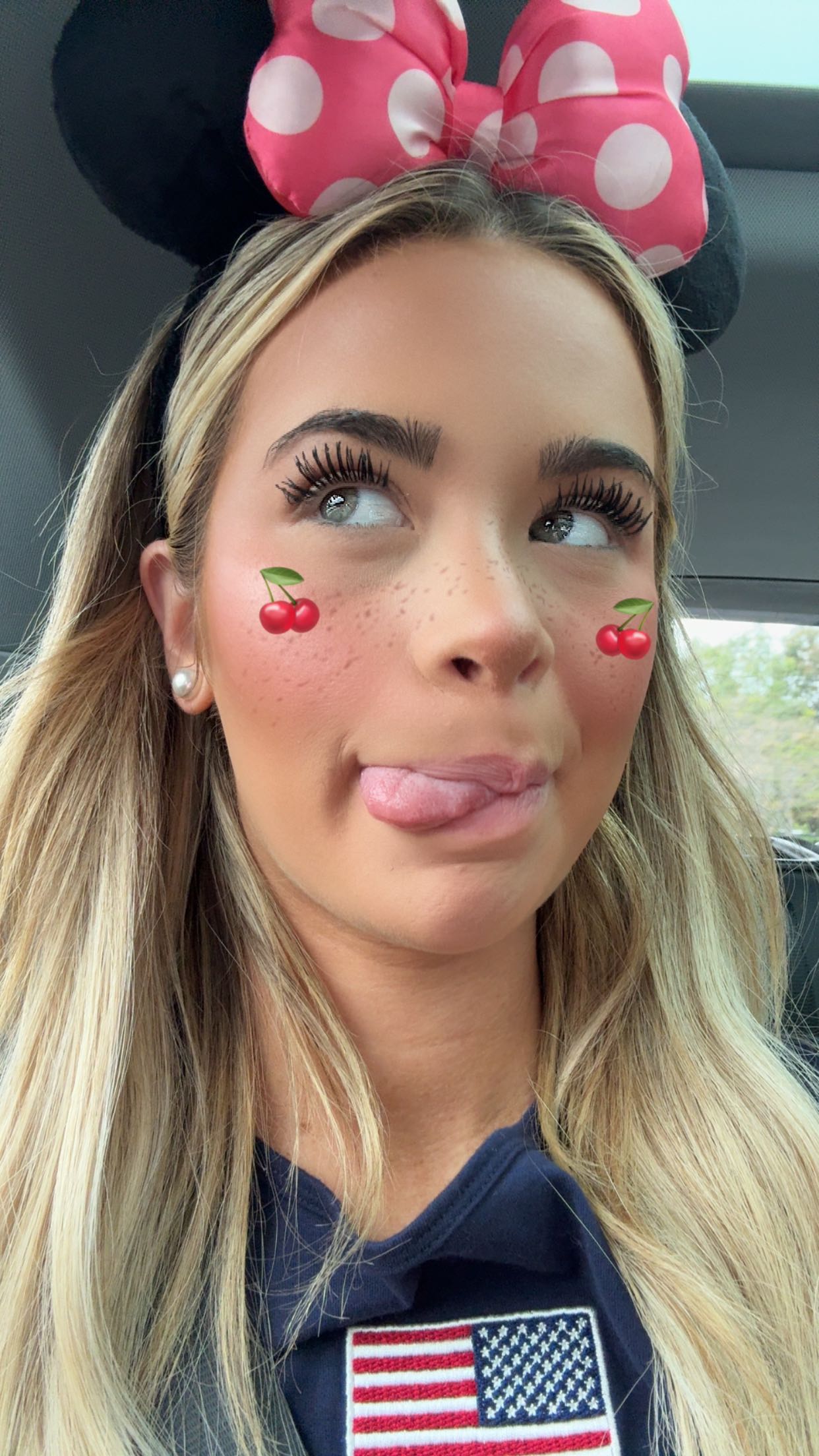 emilyelizabbeth snapchat image archive image