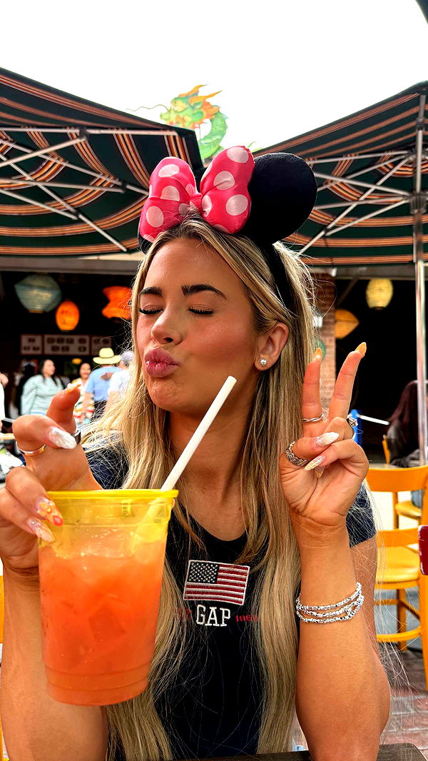 emilyelizabbeth image ~ Altpins