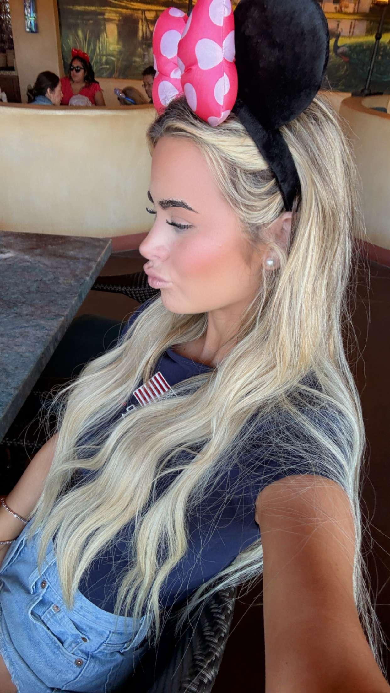 emilyelizabbeth snapchat image archive image