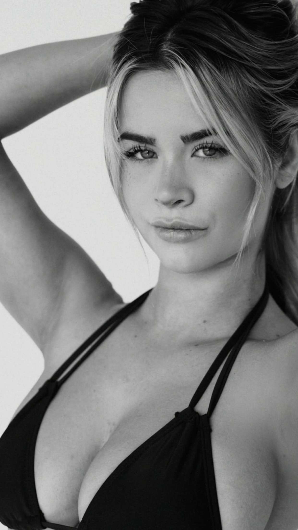 emilyelizabbeth snapchat image archive image