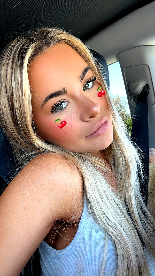 emilyelizabbeth image ~ Altpins