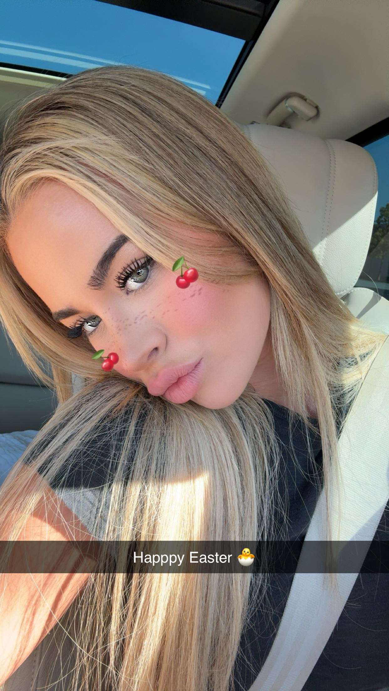 emilyelizabbeth snapchat image archive image