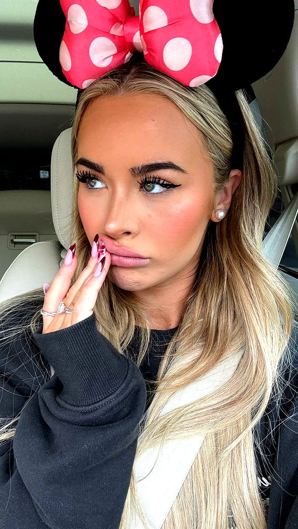 emilyelizabbeth image ~ Altpins